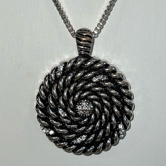 Spiral Disk Pendant With Rhinestone Center On Box Chain Classic Rope Silver Tone - Picture 2 of 7